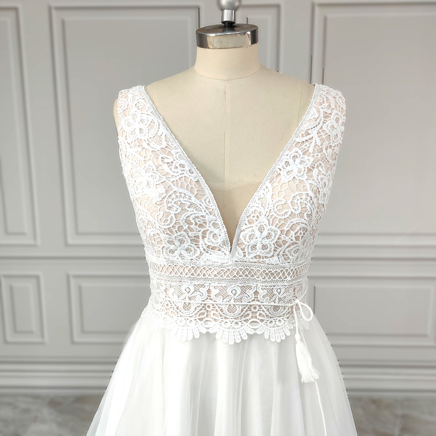 Bohemian-Luxe Crochet Lace Wedding Dress with Ethereal Tulle Skirt and Tassel